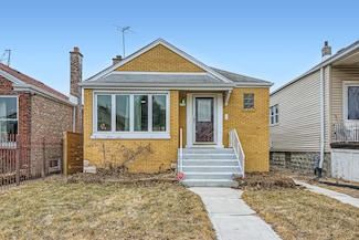 6112 S Kilbourn Ave, Chicago, IL 60629