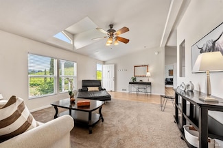 11940 Old Redwood Hwy, Healdsburg, CA 95448