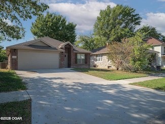 2020 S Joplin Ave, Joplin, MO 64804