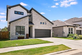 253 Darley Oak Dr, Dripping Springs, TX 78620