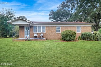 249 Scott Hill Rd Unit A, Saint Helena Island, SC 29920