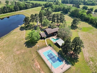 1173 Fm 130, Daingerfield, TX 75638