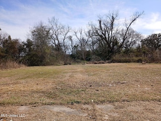 2021 30th St, Gulfport, MS 39501