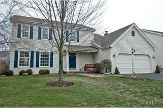 403 Essex Rd, Fox River Grove, IL 60021