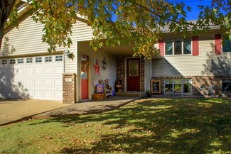 129 Penn Dr, Saint Charles, MN 55972