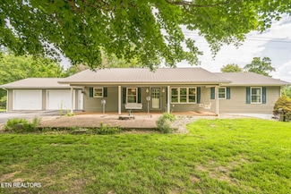 1820 Locust Grove Rd, New Tazewell, TN 37825