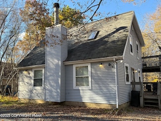 101 Chapman Cir, Penn Forest Township, PA 18210