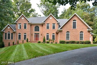 6736 Cortina Dr, Highland, MD 20777