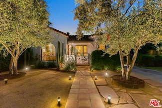 3864 3rd Ave, Los Angeles, CA 90008