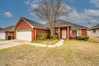 817 Ogden Dr, Arlington, TX 76001