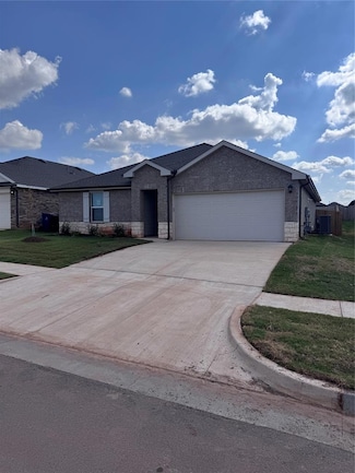 12544 NW 141st St, Yukon, OK 73099