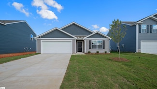 111 Larson Ln, Greenwood, SC 29646
