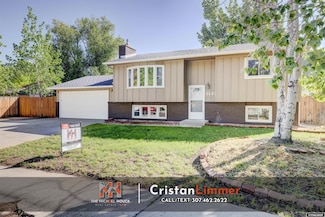 2137 Sunflower St, Casper, WY 82604