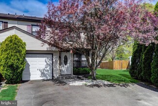 27 Cobblestone Dr, Horsham, PA 19044