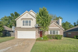 121 S Laurel Ave, Broken Arrow, OK 74012