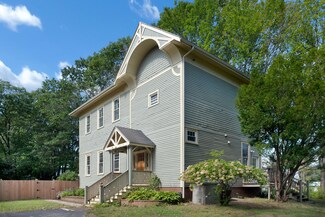 1708 Washington Ave, Portland, ME 04103