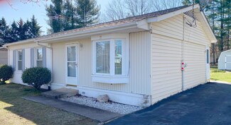 39 Greenbriar Ln, Stuarts Draft, VA 24477