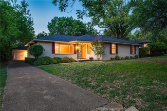 2451 Southwood Dr, Dallas, TX 75233