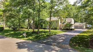12711 Foxstone Rd, Midlothian, VA 23113