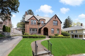 74 Hazard Ave, Providence, RI 02906