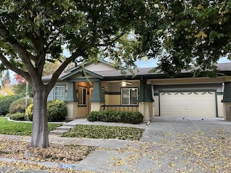 596 Hudson Ave, Oakdale, CA 95361