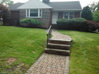 300 Jefferson Ave, Rahway, NJ 07065