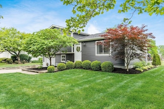 366 Saint Thomas Dr, Westerville, OH 43081