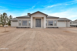 1175 Chipotle Dr, Chaparral, NM 88081