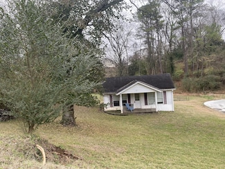 831 Cumberland Dr, Clarksville, TN 37040