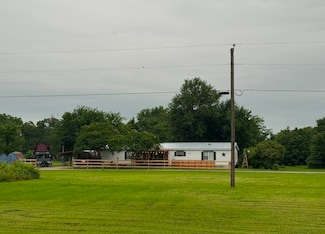 134 Saint Michaels Dr, Trinidad, TX 75163
