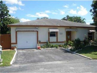 1078 SW 120th Way, Davie, FL 33325
