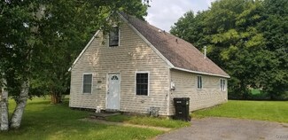 325 Ballantyne Rd, Syracuse, NY 13205