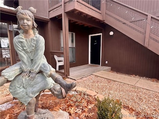 256 Lone Oak Point Unit 16, Sunrise Beach, MO 65079