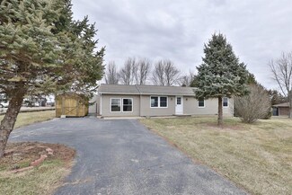 5751 Ross Rd, New Vienna, OH 45159