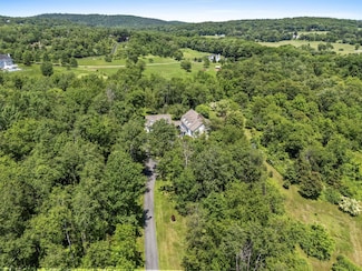 8 Budd Ln, Lagrangeville, NY 12540