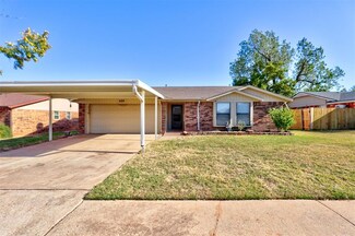 628 Whispering Oaks Blvd, Moore, OK 73160