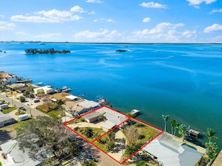 2210 Harbor View Dr, Dunedin, FL 34698