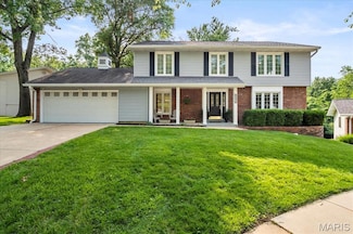 15371 Timber Hill Ln, Chesterfield, MO 63017