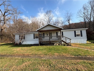 46 Crown Cir, Zanesville, OH 43701