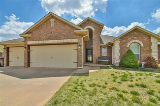 11716 SW 16th St, Yukon, OK 73099