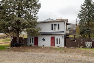 621 Grant St, McMechen, WV 26040