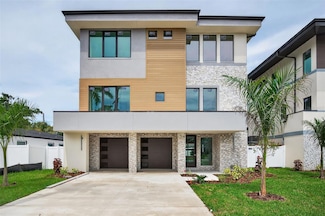 1935 Shore Acres Blvd NE, Saint Petersburg, FL 33703