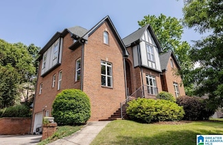 1066 Grand Oaks Dr, Bessemer, AL 35022