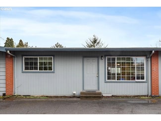 14330 SE Powell Blvd, Portland, OR 97236