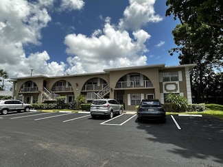 13682 Via Flora Unit H, Delray Beach, FL 33484