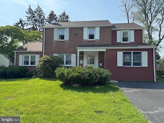 407 Willow Rd, Oreland, PA 19075