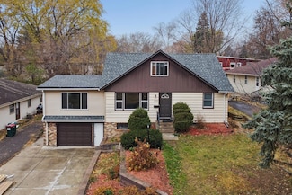 4034 Cleveland St NE, Columbia Heights, MN 55421