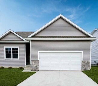 327 SE Willow Run Ln, Ankeny, IA 50021