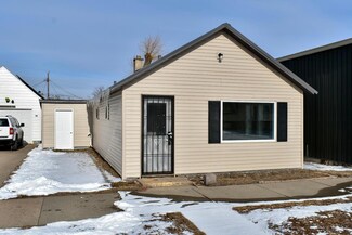 1056 E Wabasha St, Winona, MN 55987