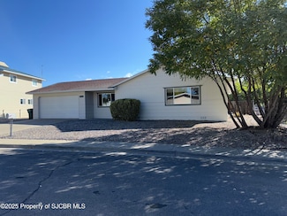 2906 Northwood Dr, Farmington, NM 87401